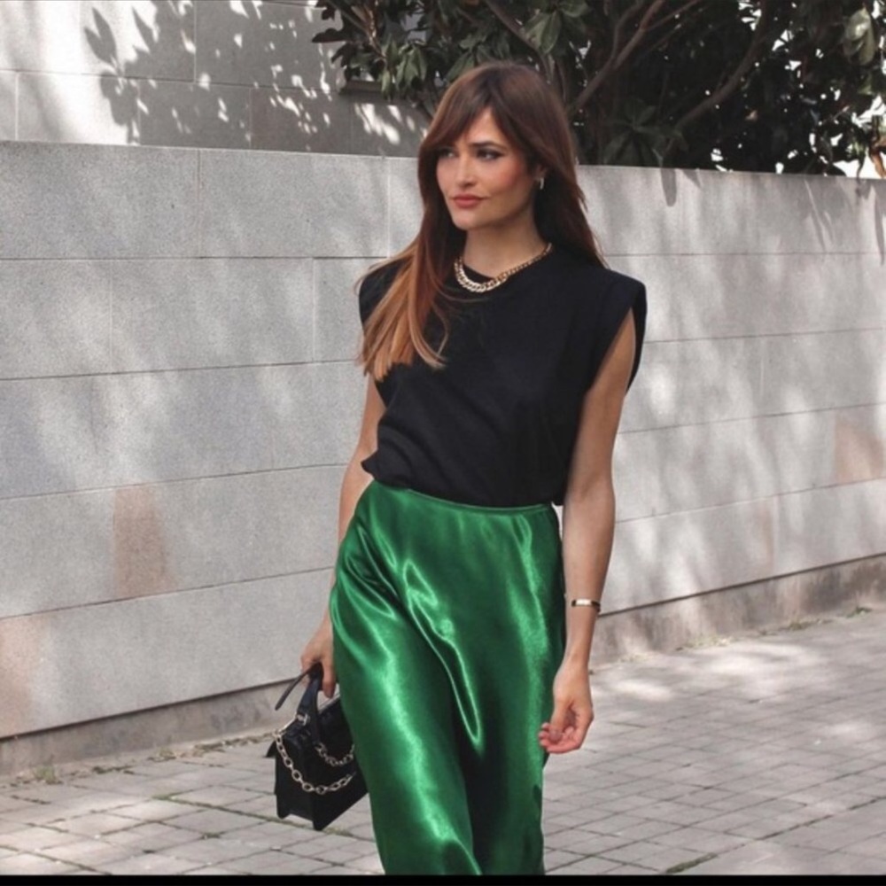 Zara Green Satin Effect Midi Skirt XS